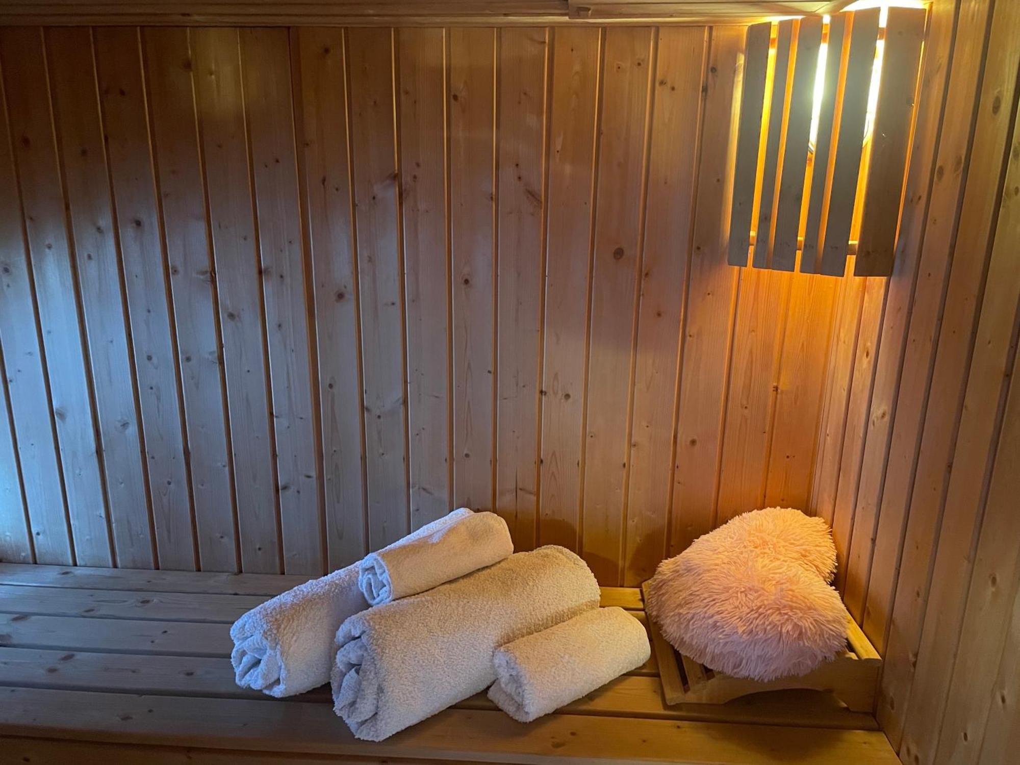 Chalet Free Sauna & Spa Superking Bed Killaloo Exterior foto